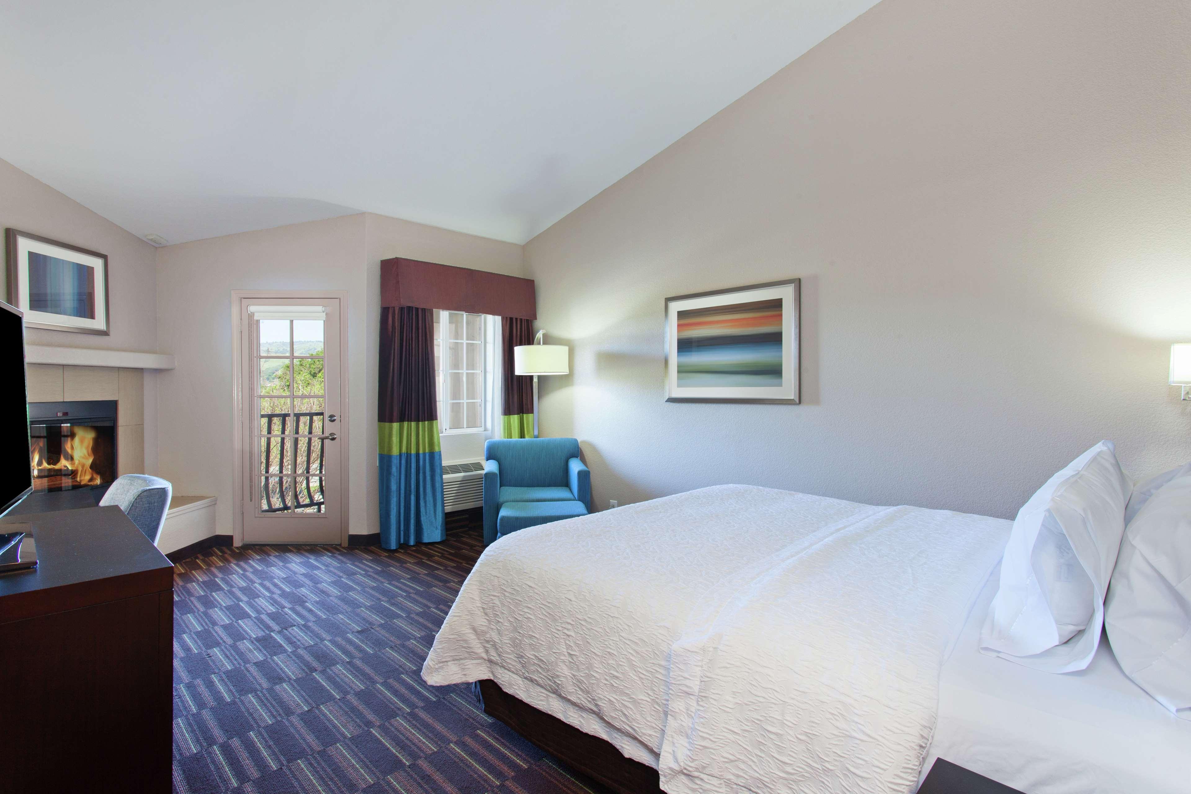 Hampton Hotel 3*