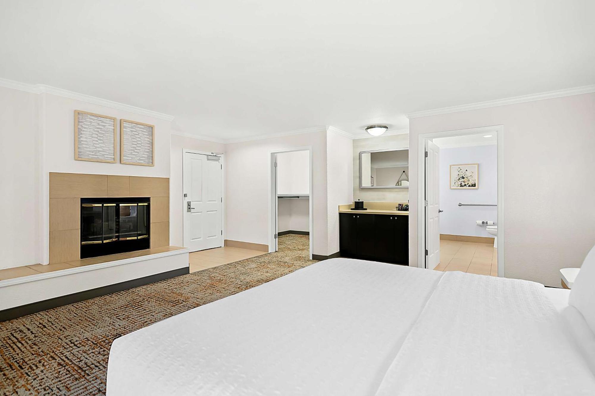 Hotel Hampton Morgan Hill